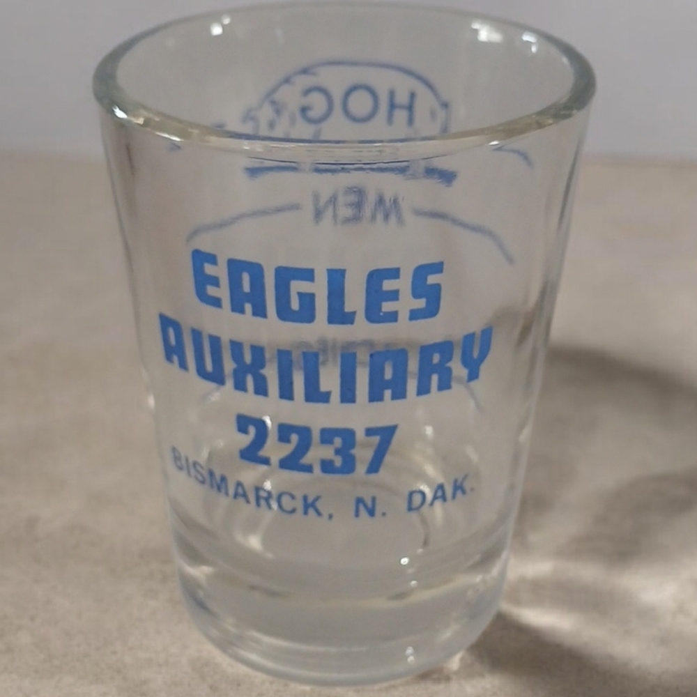 Eagles Auxiliary Clear Shot Glass